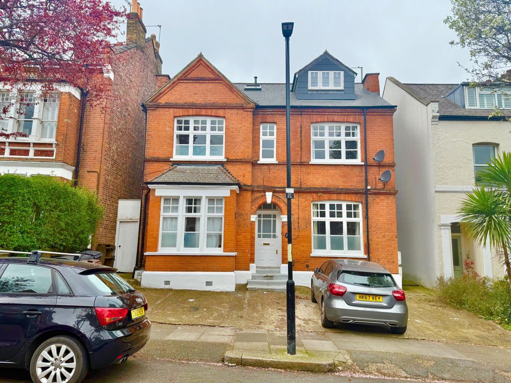 Property photo 2 of 13 Gallery