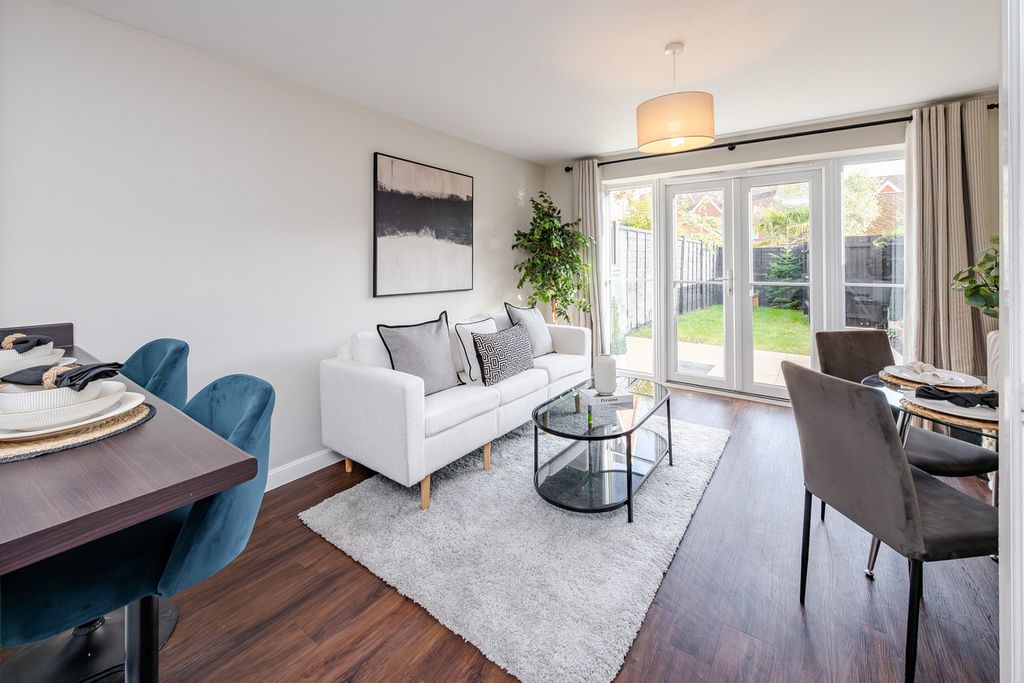 Property photo 3 of 25