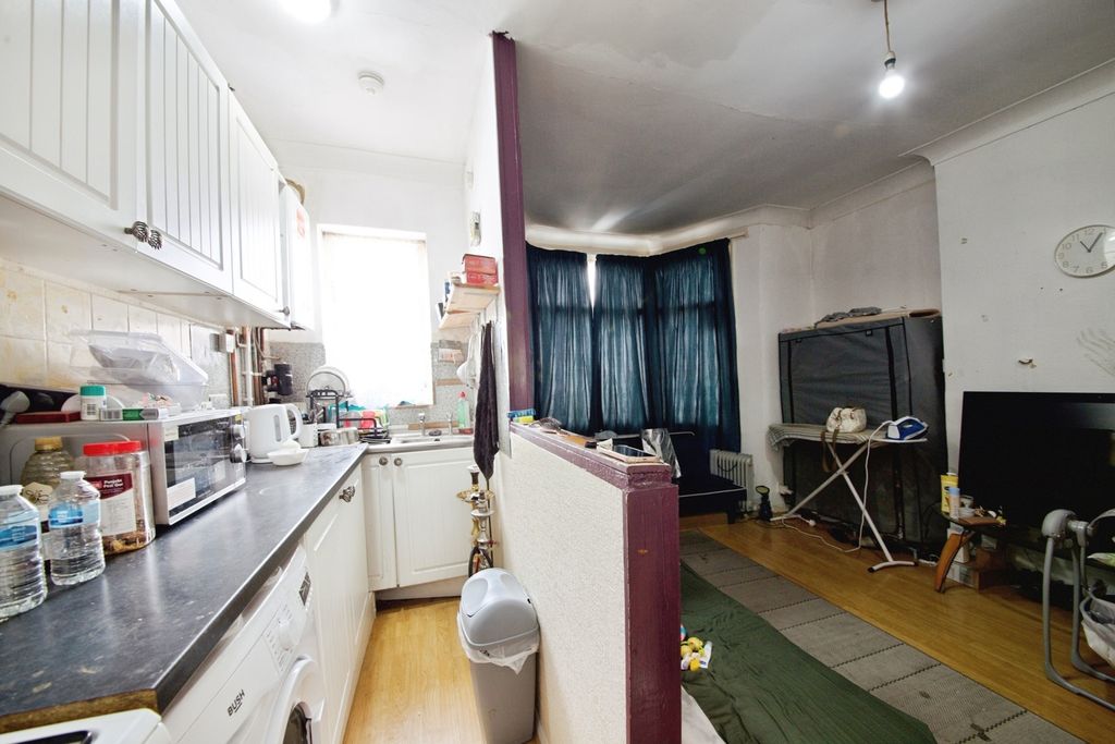 Property photo 3 of 13 Pbox-Img.Jpg