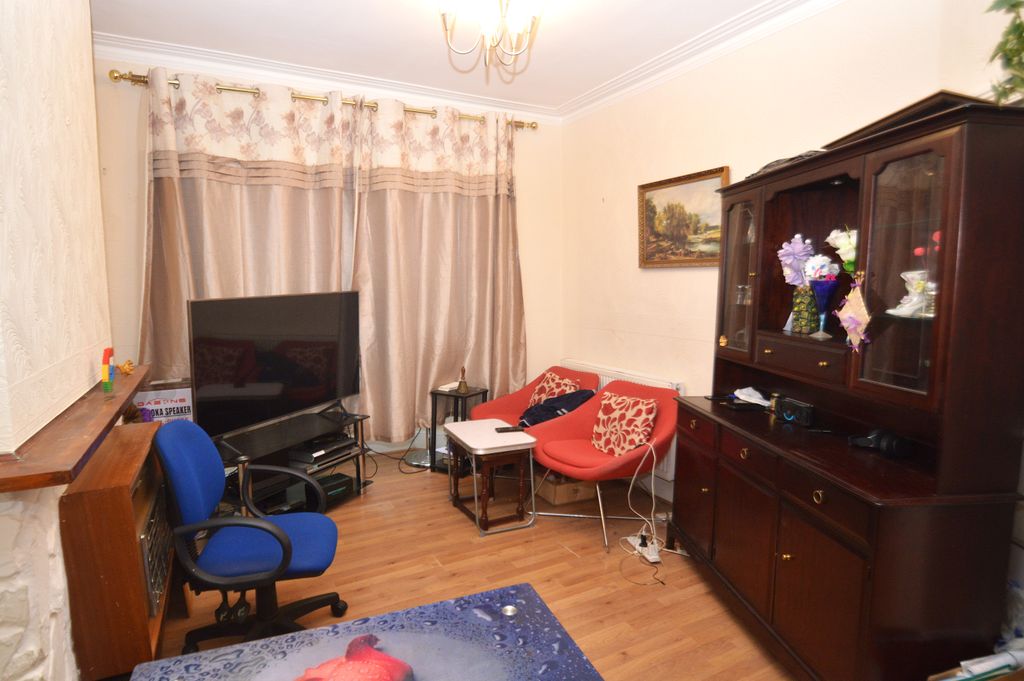 Property photo 2 of 8 Dsc_0817