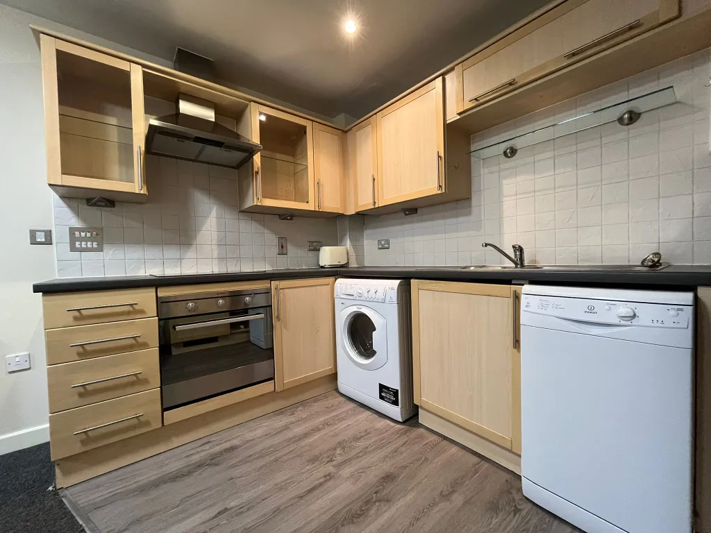 Apartment in Coventry, Hillfields - More