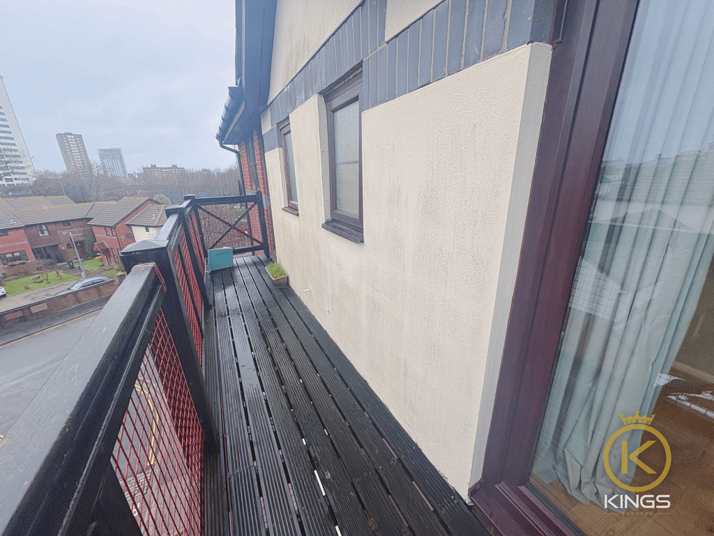 Property photo 2 of 8