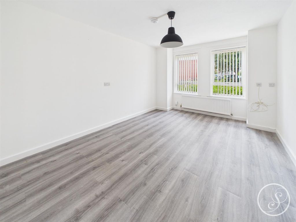 Property photo 2 of 9 Cam02071G0-Pr1021-Still005.Jpg