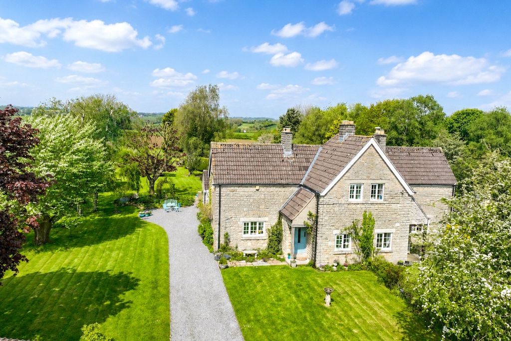 Property photo 1 of 19 Picture No. 48