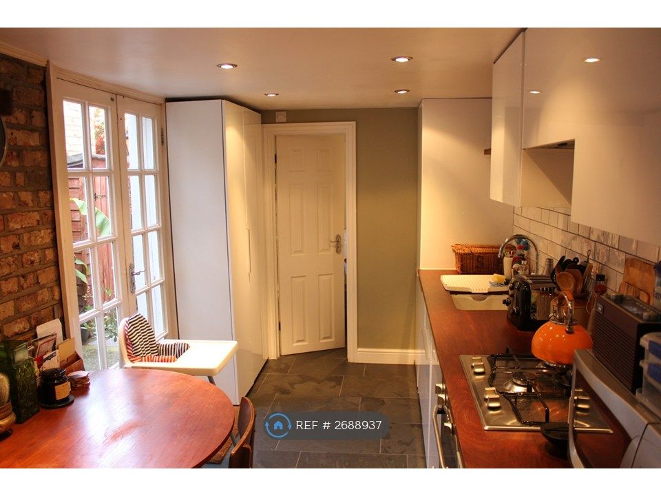 Property photo 1 of 13 Kitchen