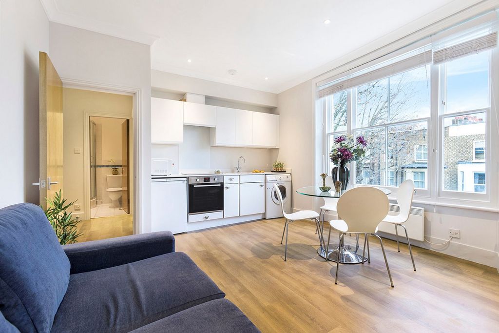 Property photo 1 of 5