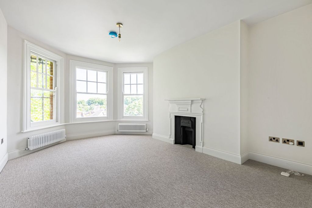 Property photo 2 of 7 Picture No. 21