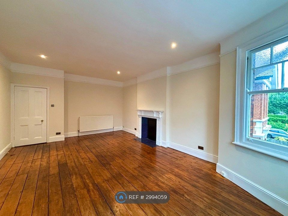 Property photo 2 of 7