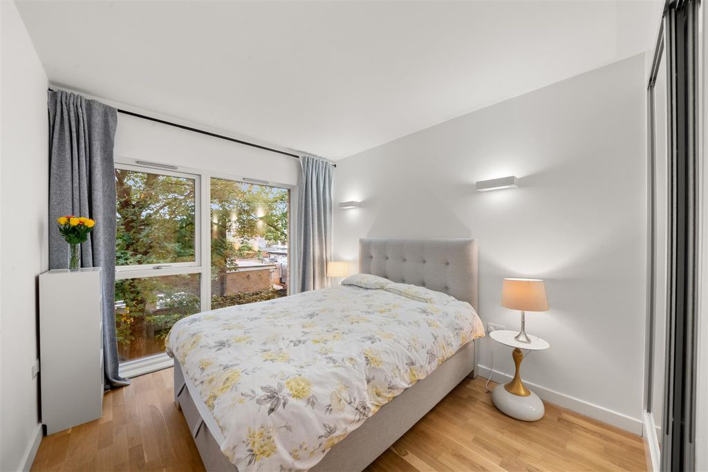 Property photo 3 of 15 6
