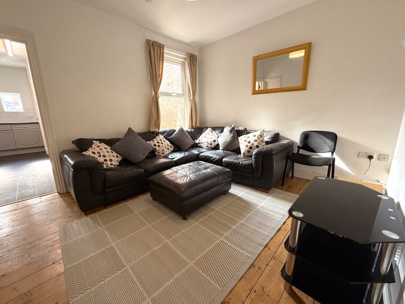 Property photo 3 of 16 Photo 19