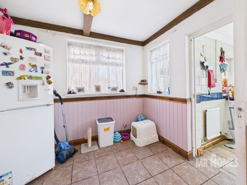 Property photo 3 of 21 Photo 9