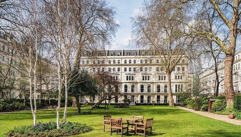 Property photo 1 of 9 2 Bed Flat To Rent Kensington Gardens Square, Bayswater W2