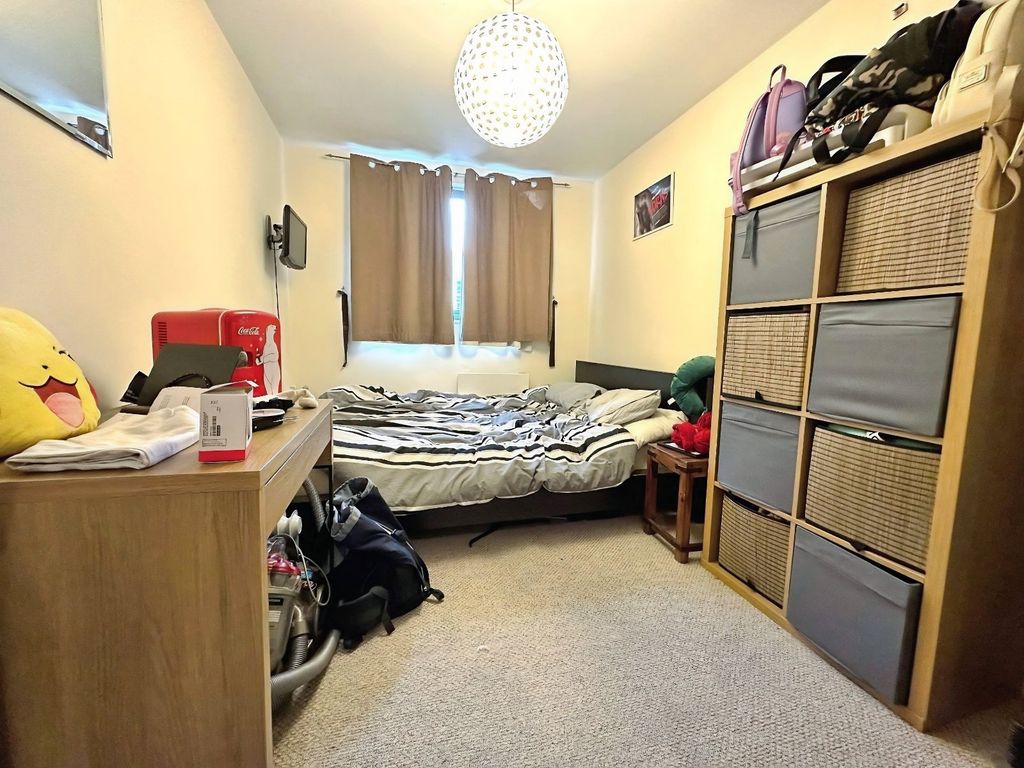 Property photo 3 of 7 Picture No. 15