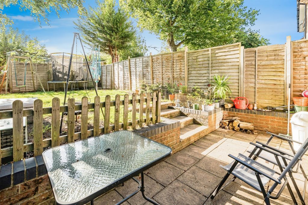 Property photo 3 of 17