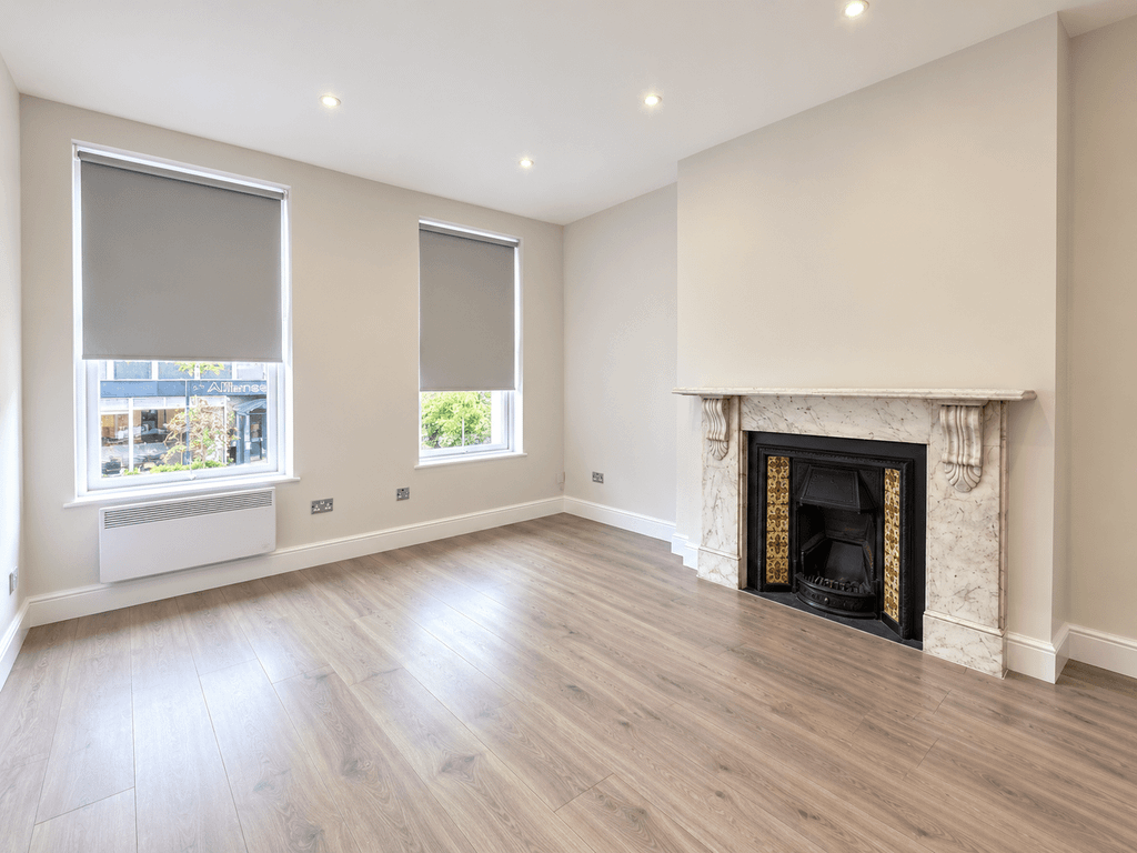 Property photo 2 of 5 London Road (5)