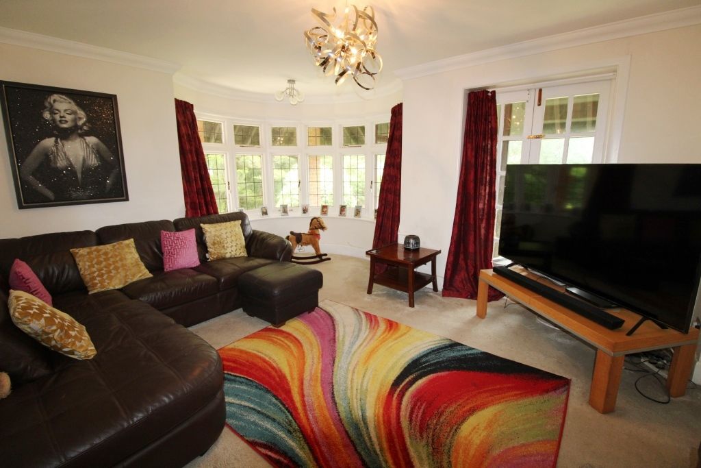 Property photo 2 of 16