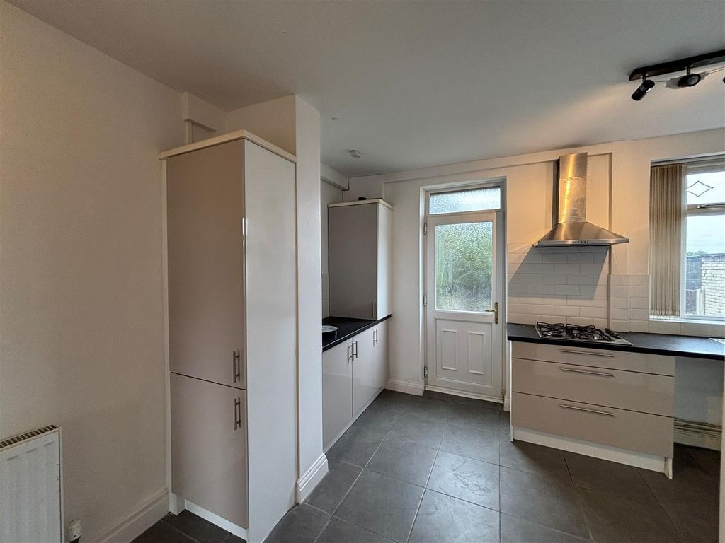 Property photo 3 of 13 5.Jpg