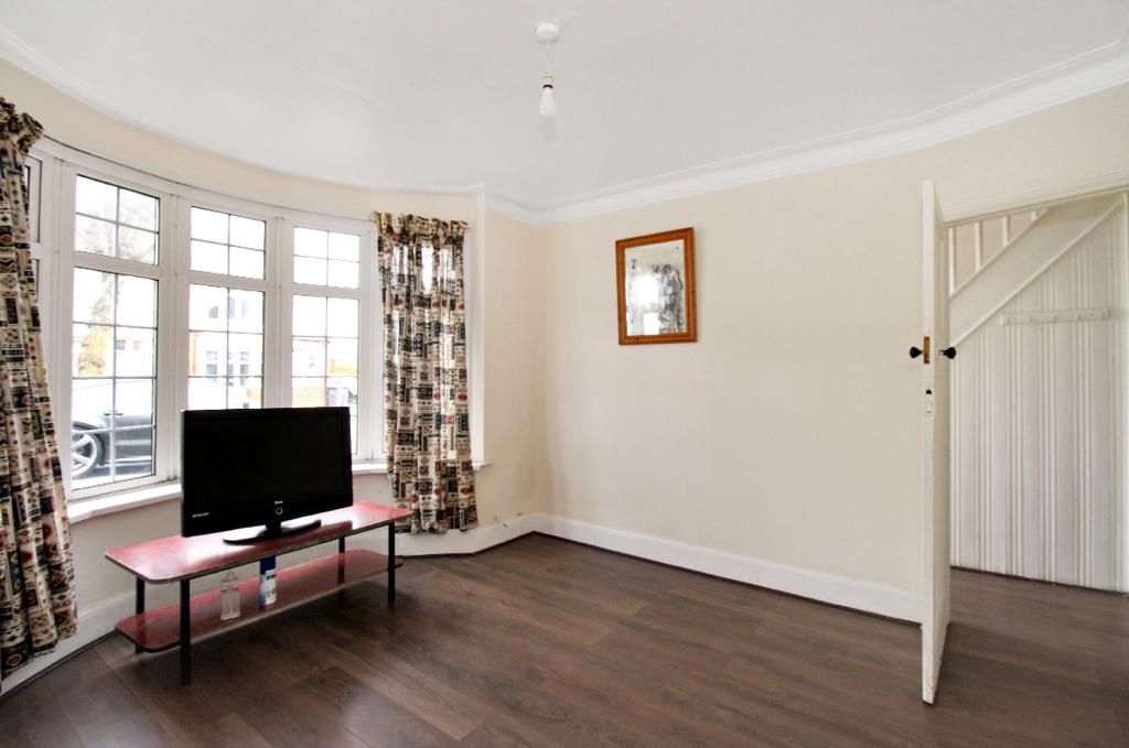 Property photo 3 of 8 Whatsapp Image 2026-02-24 At 05.15.23 (1)