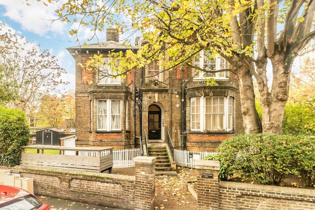 Property photo 1 of 6