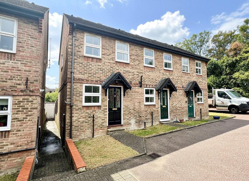 Property photo 1 of 18