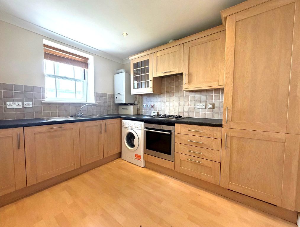 Property photo 2 of 8 Picture No. 13