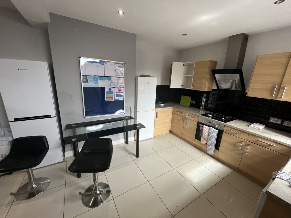 Property photo 2 of 15 Picture No. 03