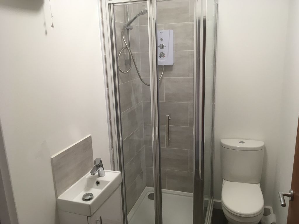 Property photo 3 of 4 Shower Room