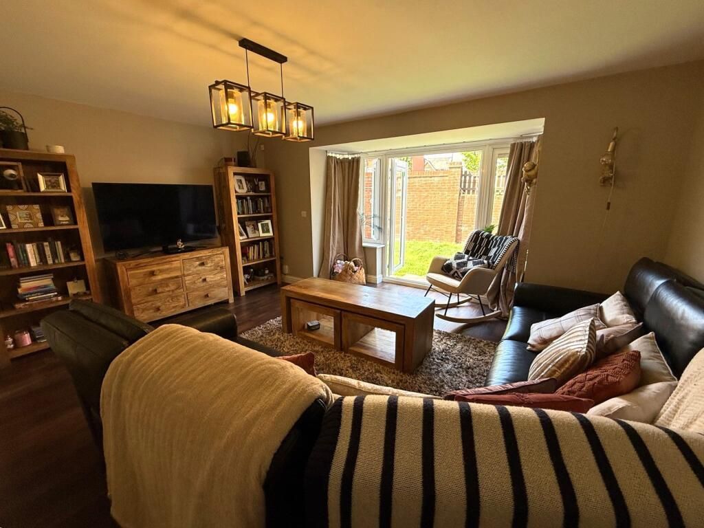 Property photo 2 of 22