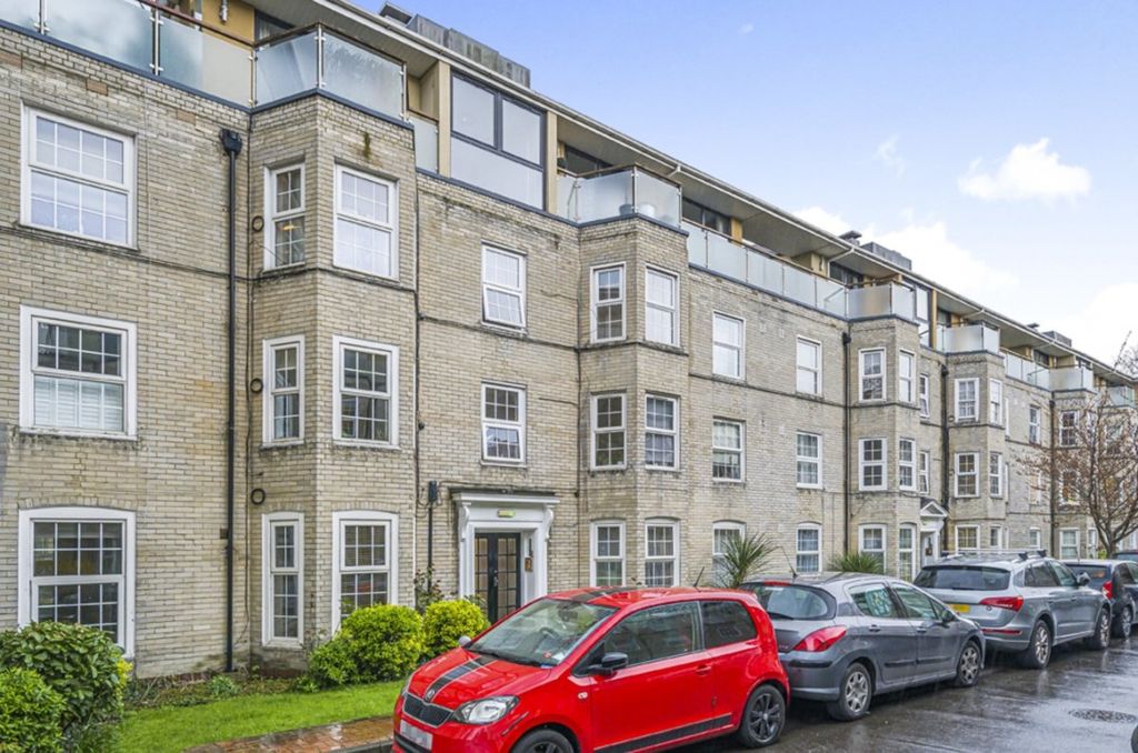 Property photo 1 of 9 Picture No. 02