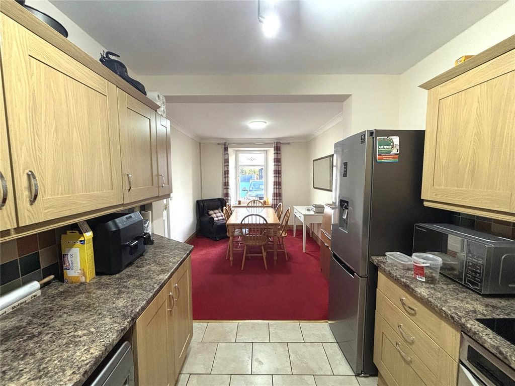 Property photo 3 of 19 Picture No. 08