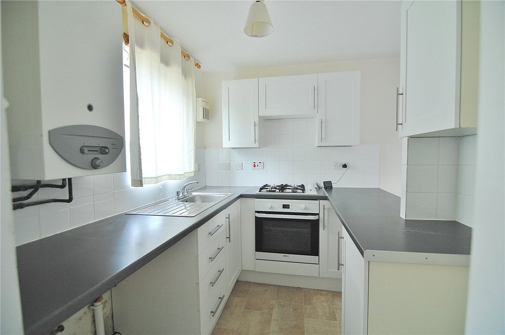 Property photo 3 of 10 Picture No. 14