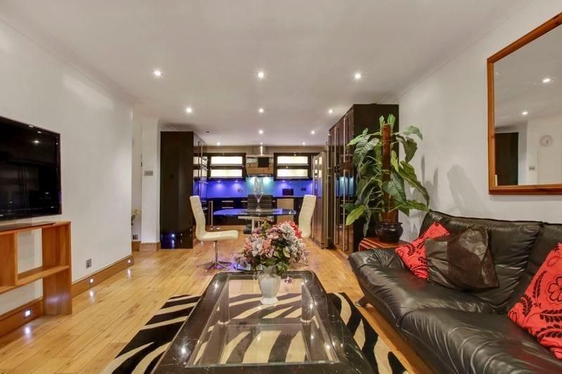 Property photo 3 of 16