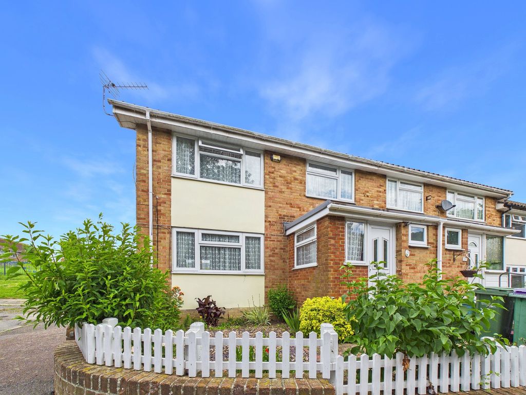 Property photo 1 of 21 Frontage