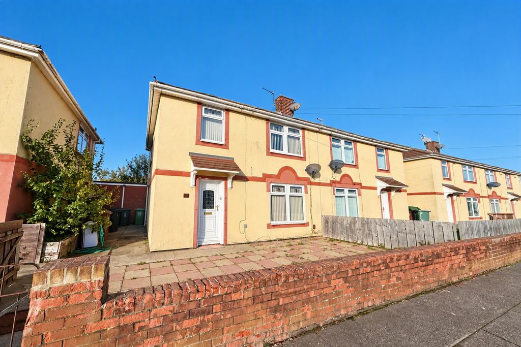 Property photo 1 of 10 Designer (46)