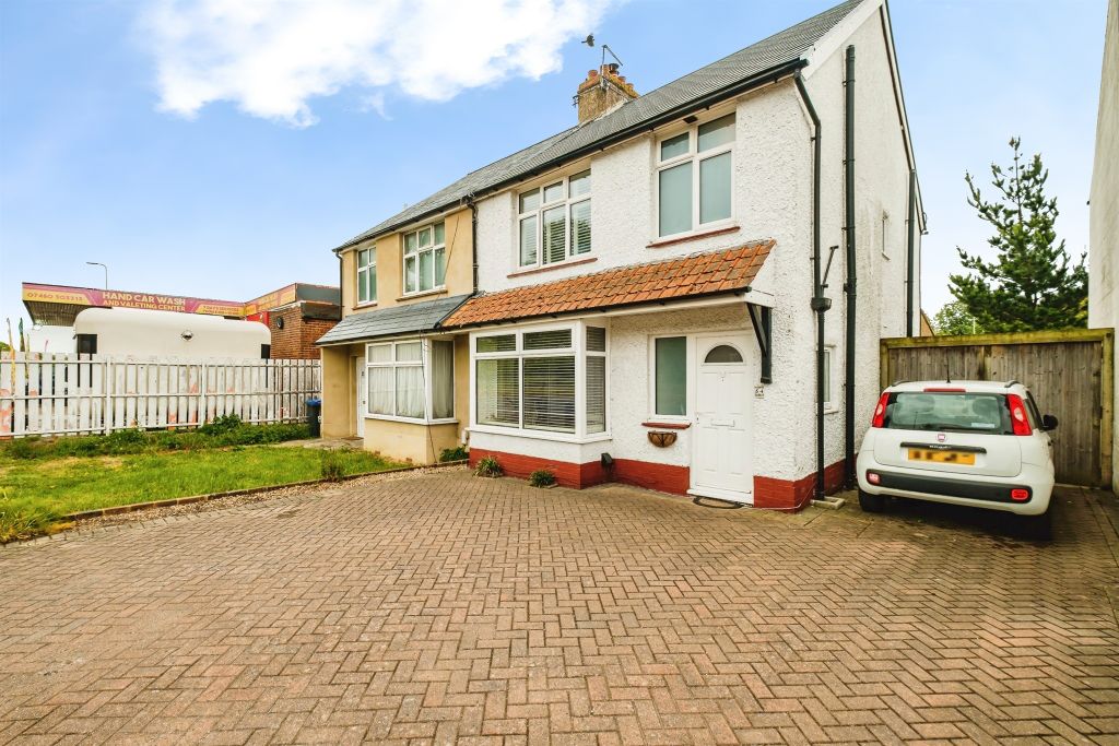 Property photo 1 of 18