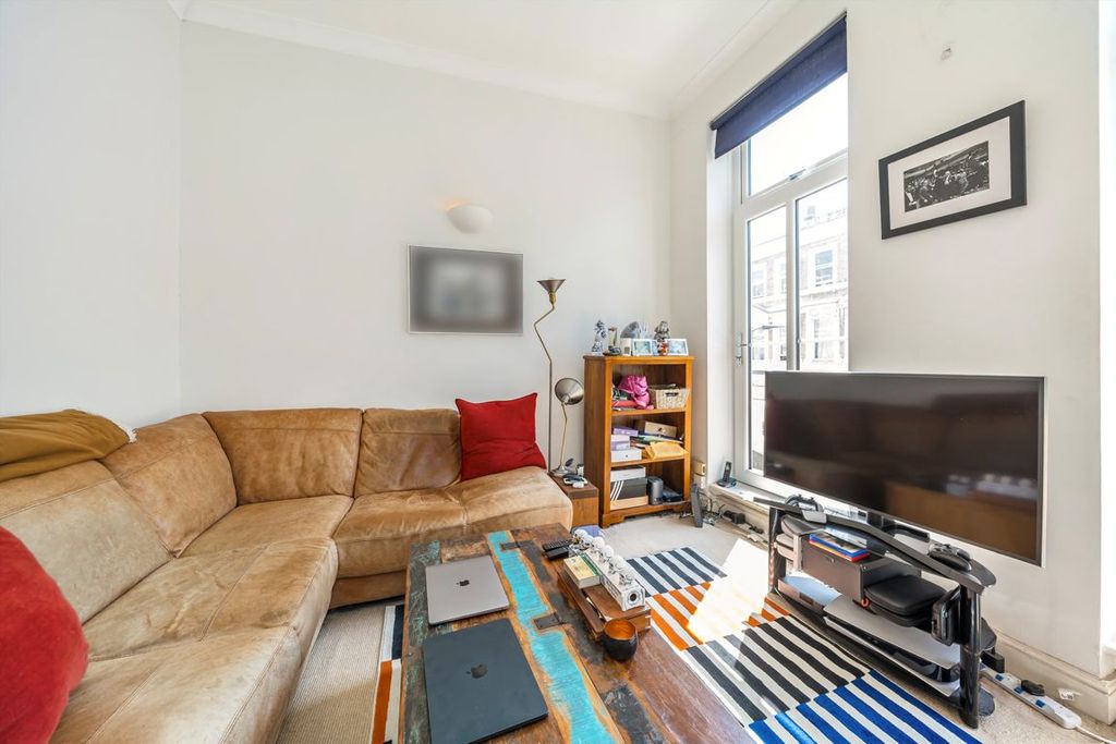 Property photo 2 of 6