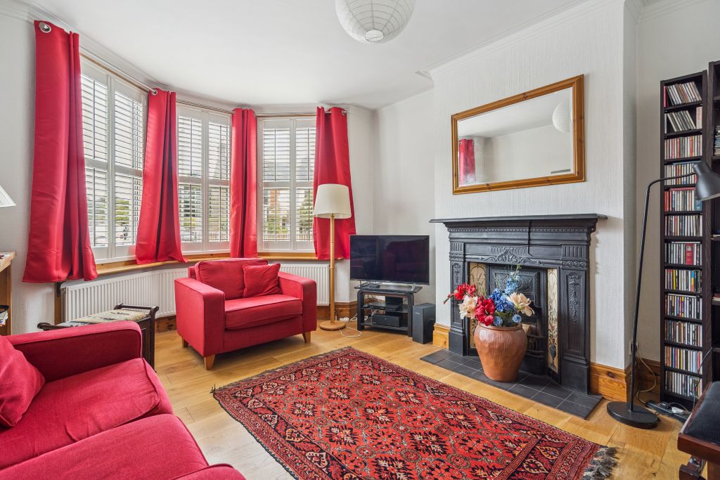 Property photo 2 of 10