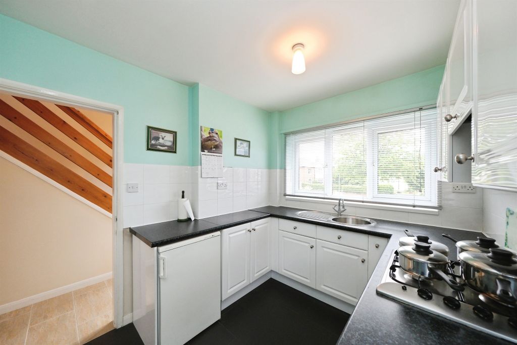 Property photo 2 of 20