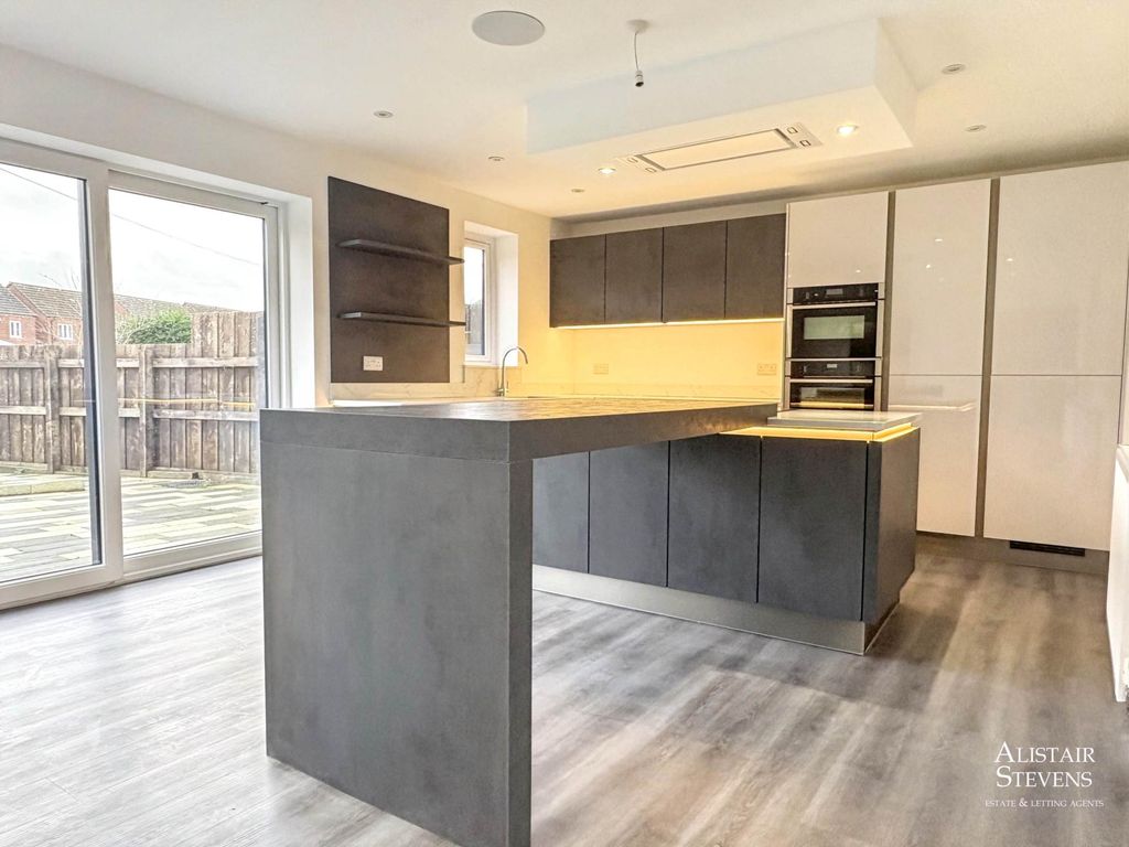 Additional image 8 of 4 bed detached house for saleHunt Lane, Chadderton OL9