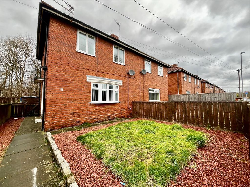 Property photo 1 of 13 External