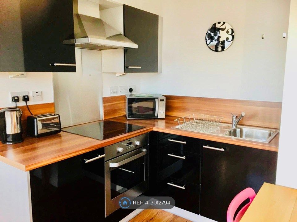 Property photo 1 of 5