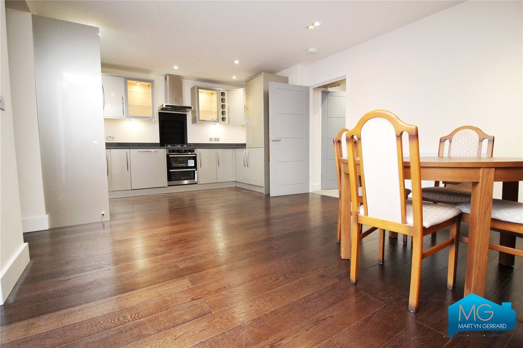 Property photo 2 of 15 Picture No. 48