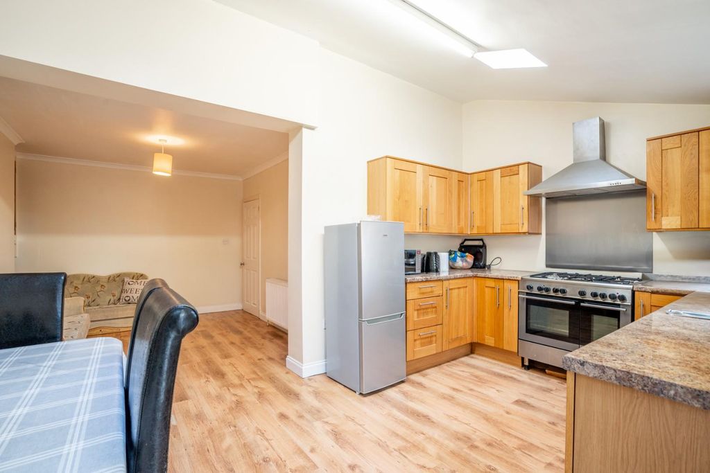 Property photo 2 of 16 Aa-8.Jpg