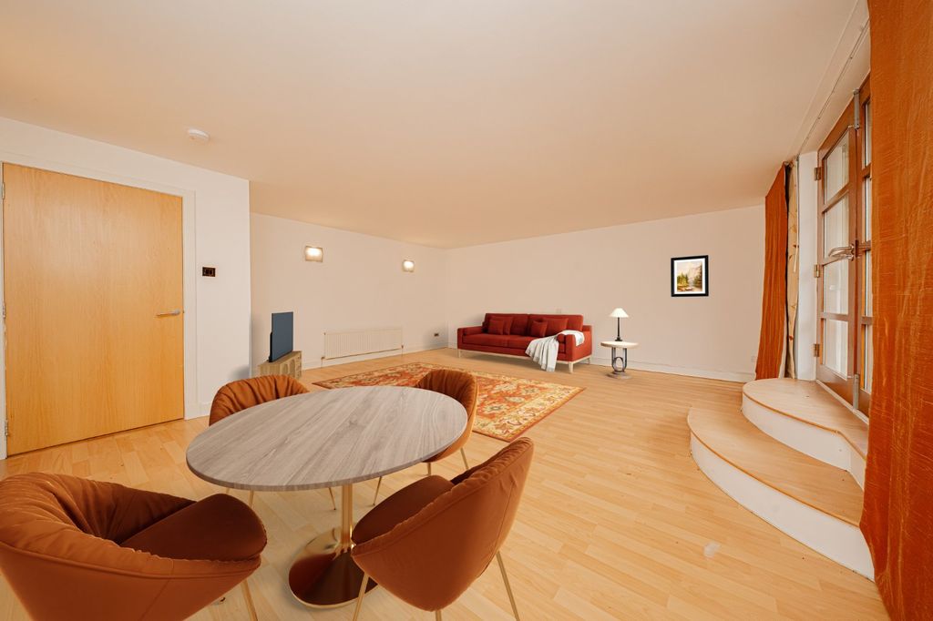 Property photo 3 of 24 Picture 3