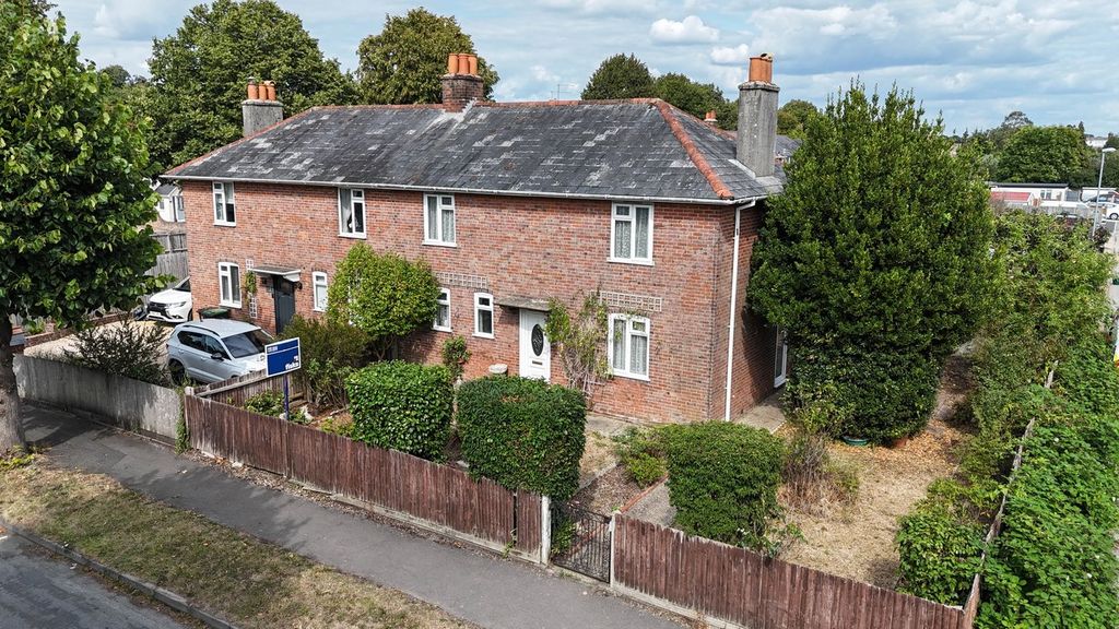Property photo 1 of 9