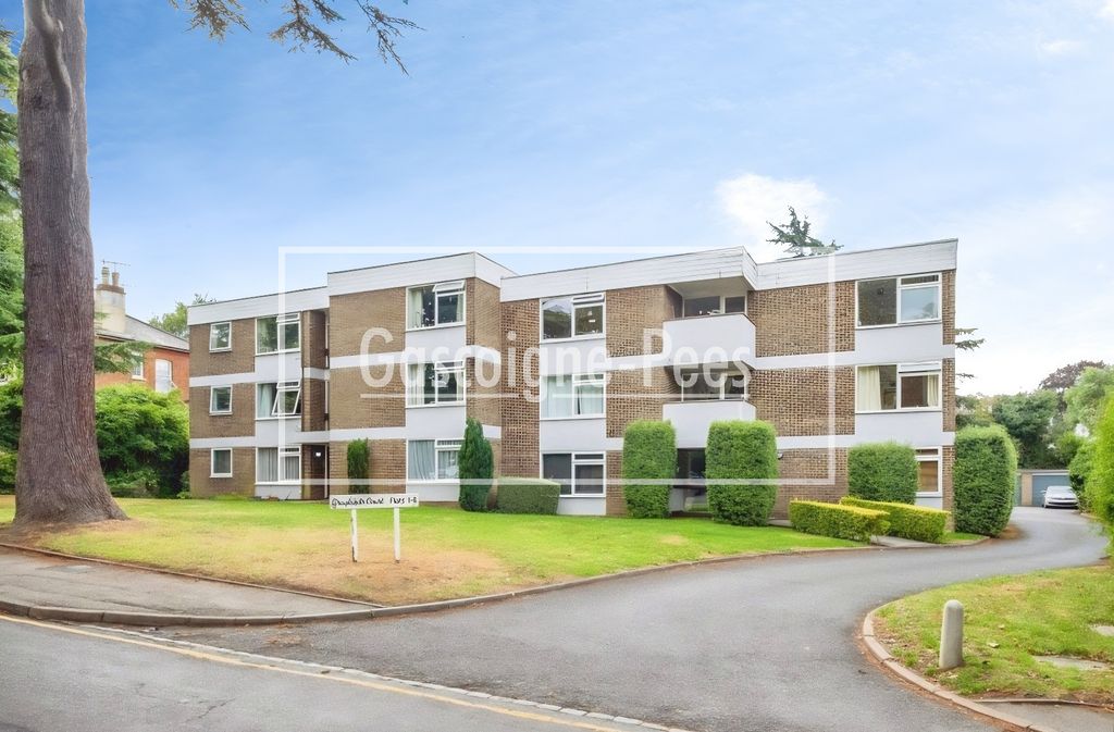 Property photo 1 of 8