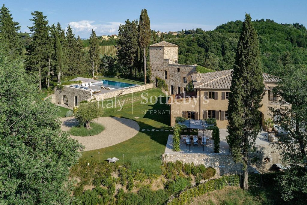 Property photo 2 of 44