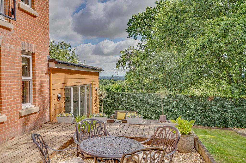 Additional image 23 of 5 bed detached house for saleTelegraph Heights, West End SO30