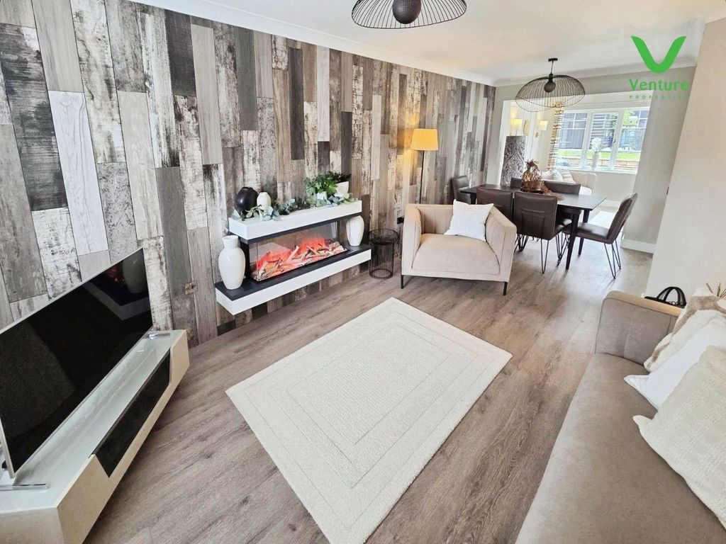 Property photo 3 of 26 Pbox-Img.Jpg