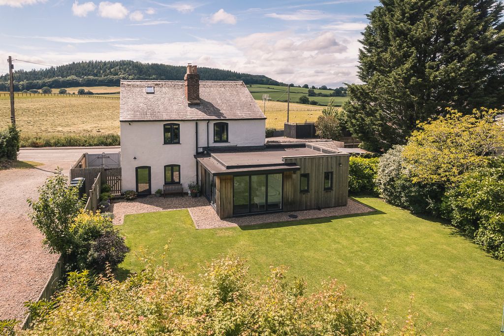Property photo 1 of 32 Picture No. 68